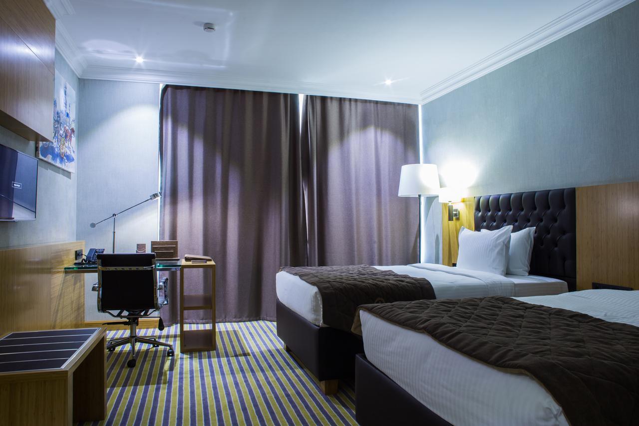 Aidana Plaza Hotel Shymkent Exterior photo